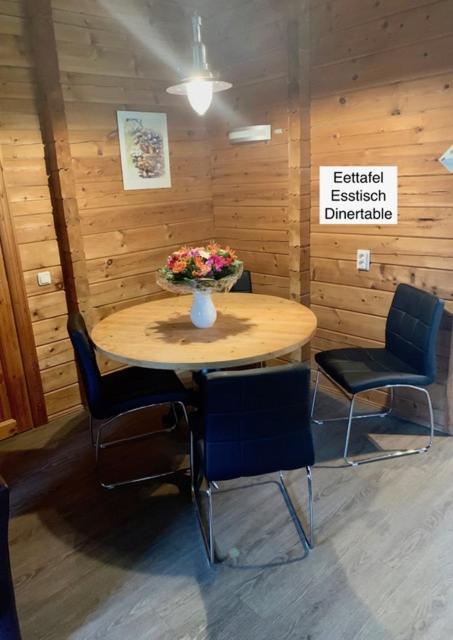 2 Bedroom Fins Chalet Gramsbergen Экстерьер фото